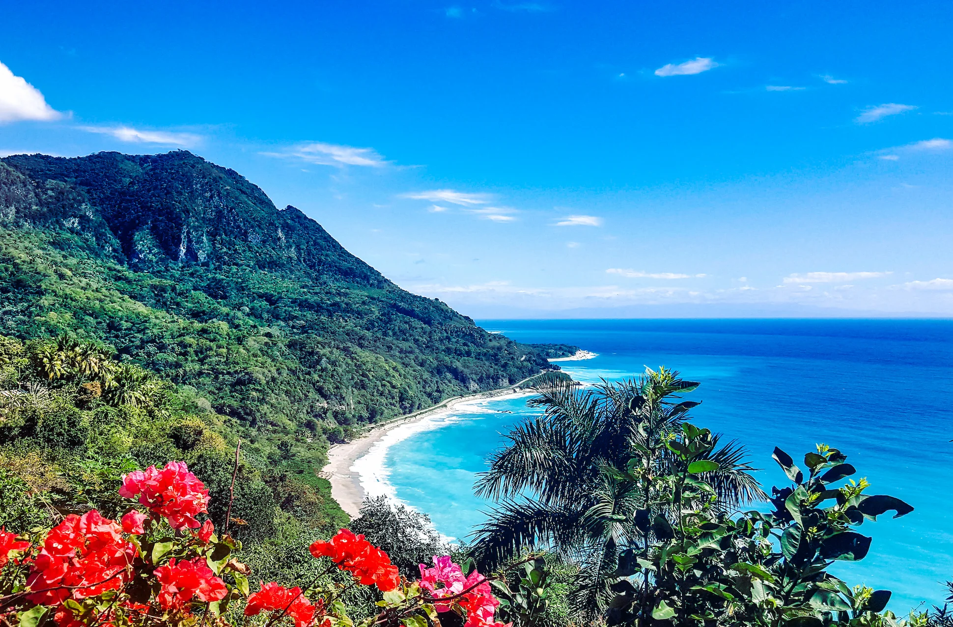 Scenic view of Playa San Rafael from the Mirador de San Rafael in Barahona