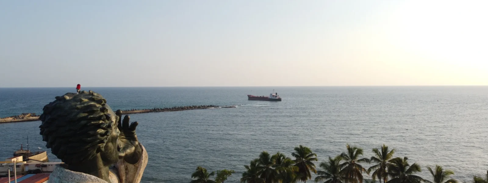 Statue of Montesinos – Colonial Santo Domingo Statue of Friar Antonio de Montesinos overlooking the Caribbean Sea in Santo Domingo.